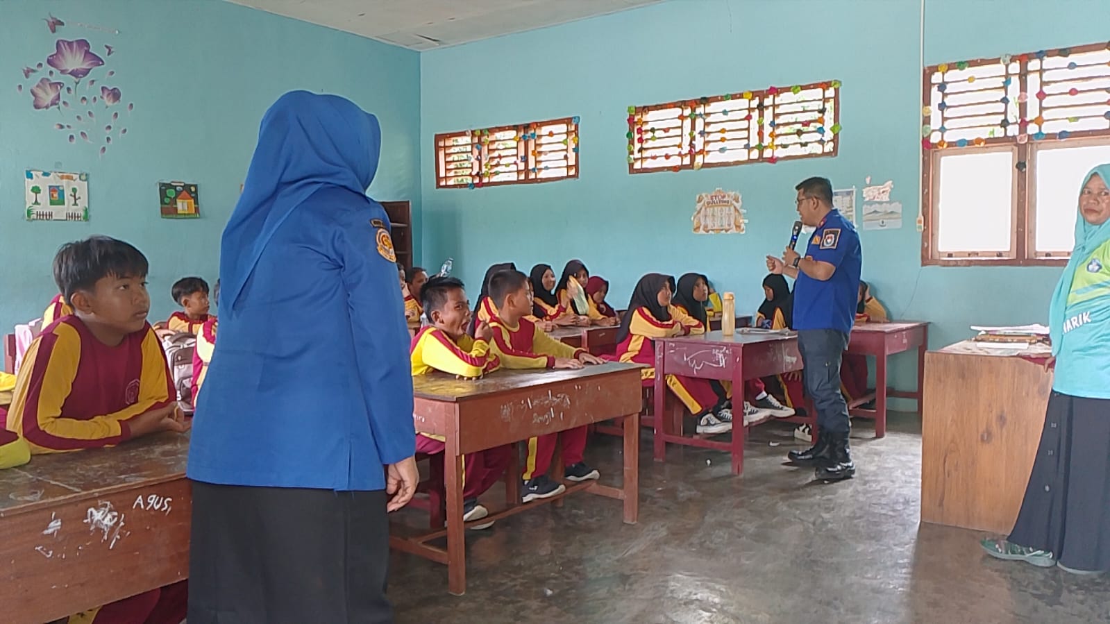 SDN 08 Penarik Gelar Edukasi Pengenalan dan Pencegahan Kebakaran Sejak Dini